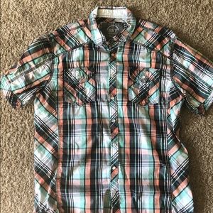 Men's short sleeve button down.